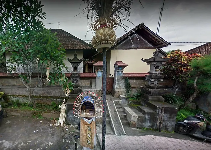 Sriwedari 40 3*
